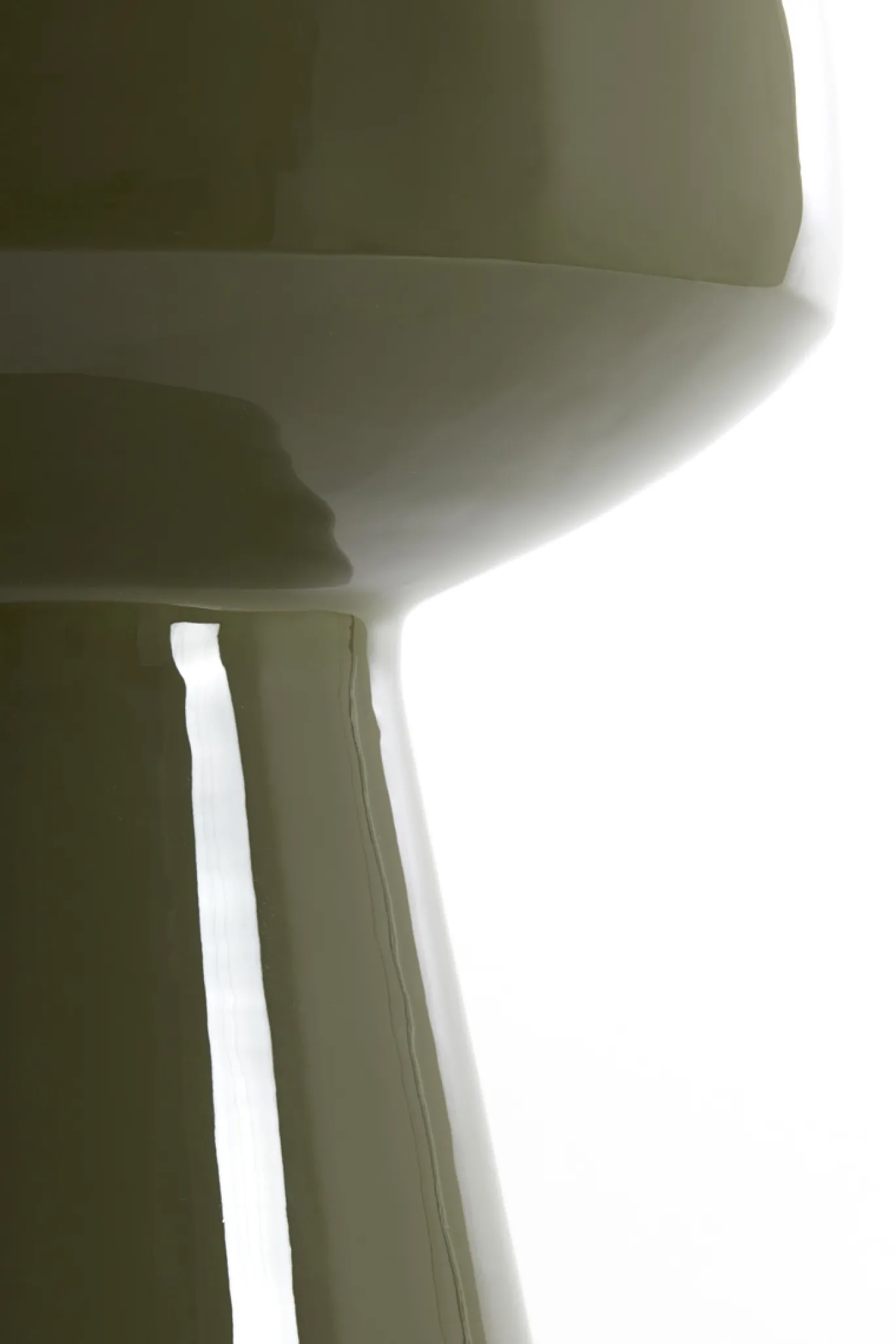 Light & Living Bijzettafel Dakwa Glanzend Donker Olijfgroen Ø38cm
