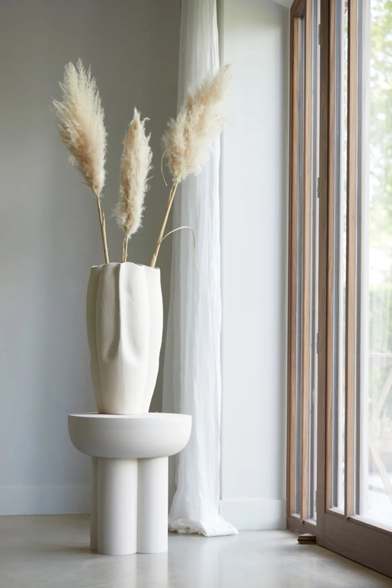 Light & Living Bijzettafel Mikola Mat Crème Ø46cm