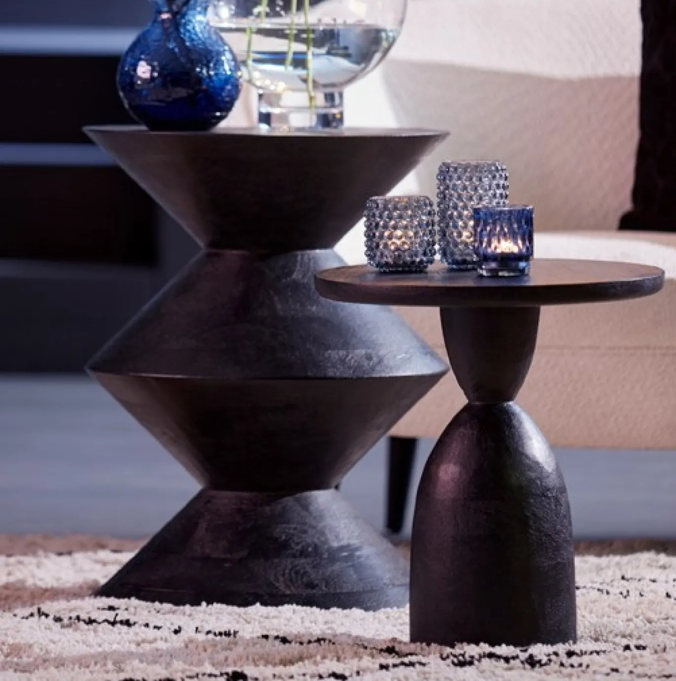 Light & Living Bijzettafel Torir Mangohout Mat Zwart Ø40cm