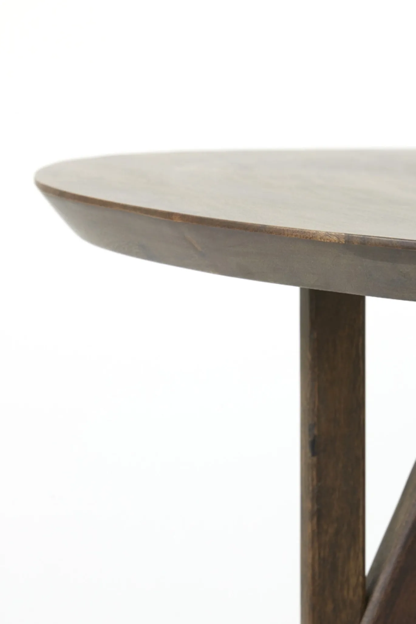 Light & Living Eettafel Quenza Acaciahout Donkerbruin Ø140cm