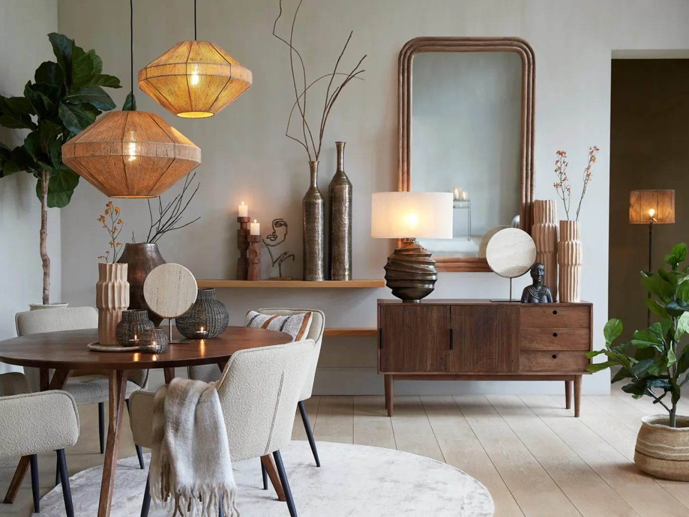 Light & Living Eettafel Quenza Acaciahout Donkerbruin Ø140cm