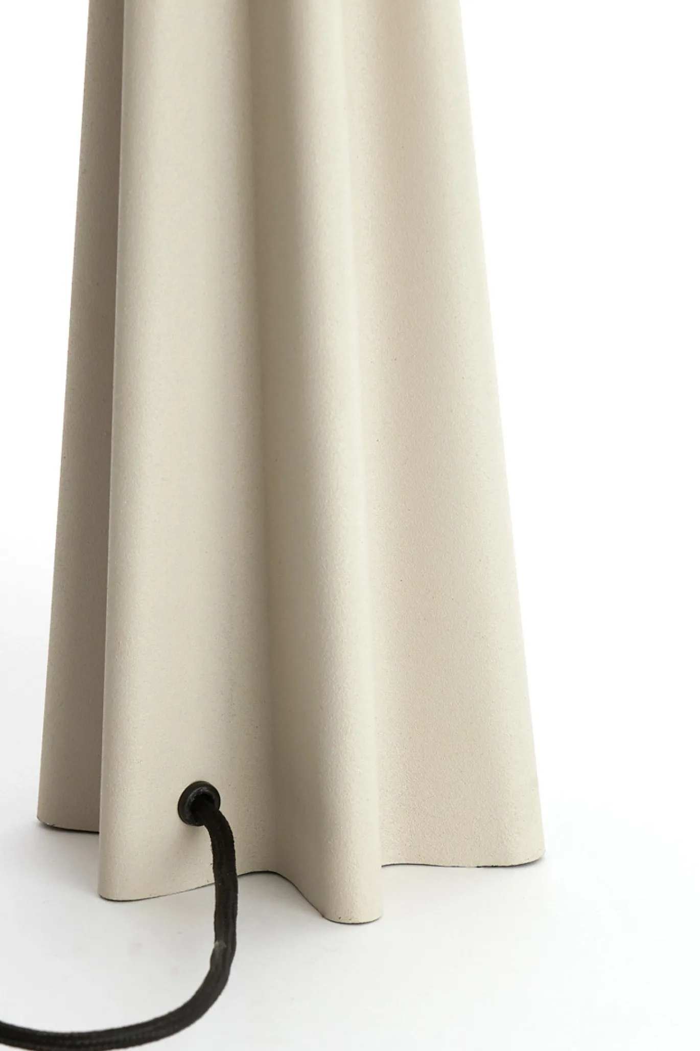 Light & Living Tafellamp Cukai Mat Beige