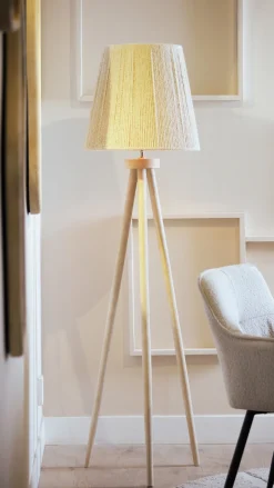 Light & Living Vloerlamp Ilias Driepoot Mangohout Mat Naturel 122cm