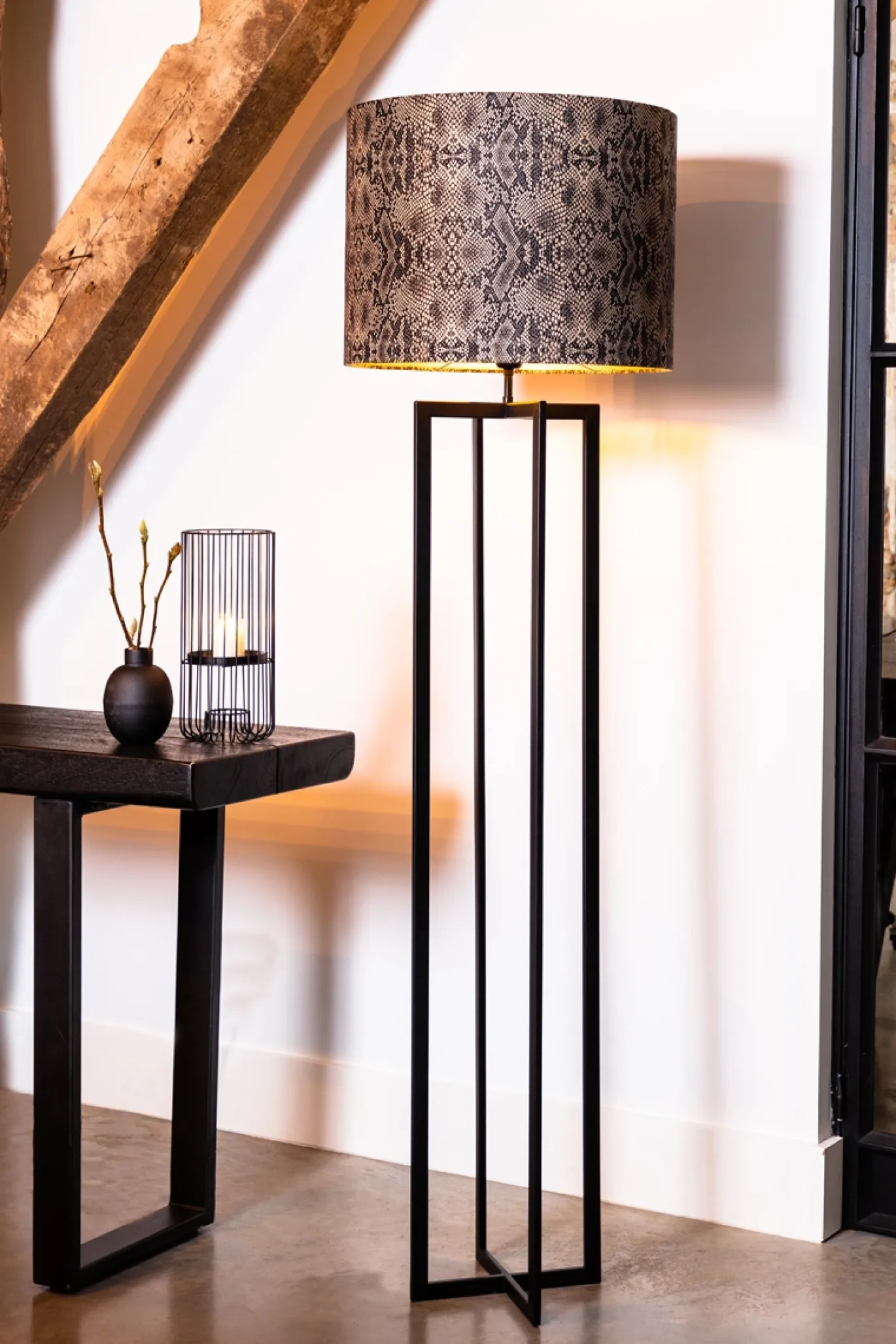 Light & Living Vloerlamp Mace Mat Zwart 140cm
