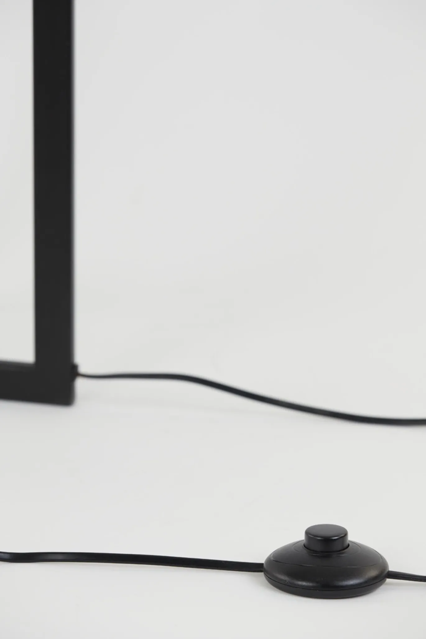 Light & Living Vloerlamp Mace Mat Zwart 140cm