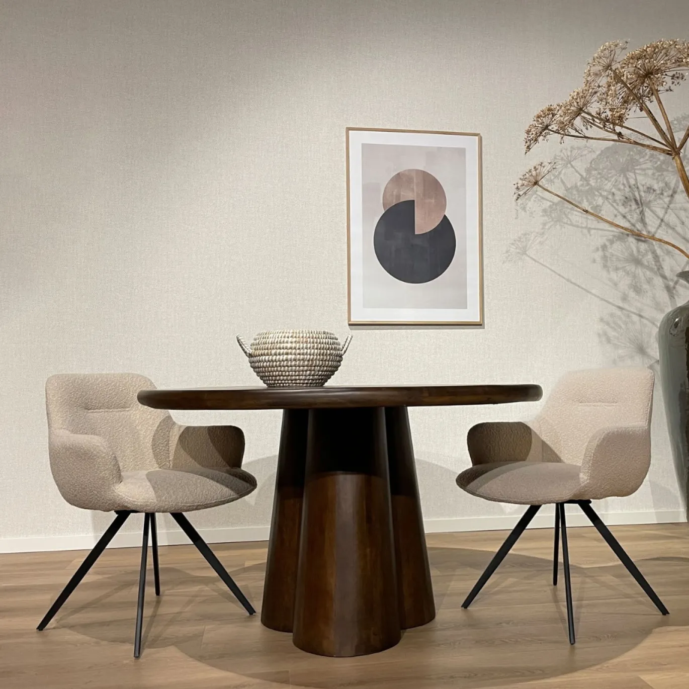 Livingfurn Eettafel Brix Clubs 130cm Mangohout