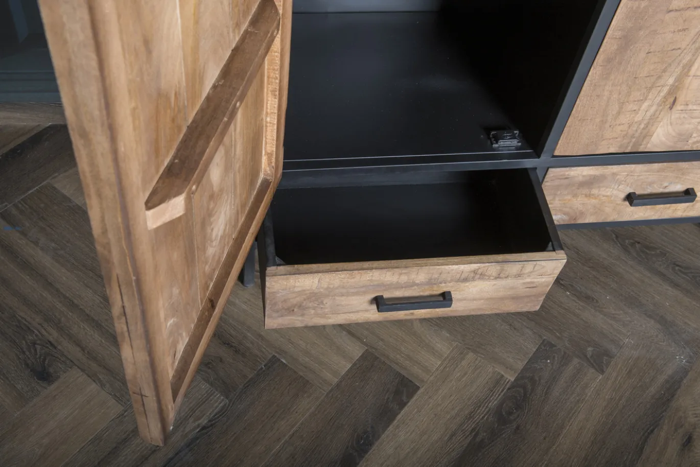 Livingfurn Kast Sturdy 100cm