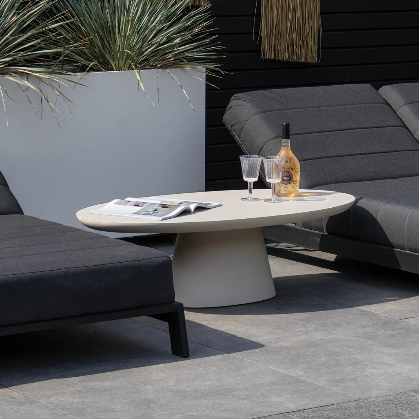 Loungetafel Cleo Ovaal Beige 130cm - Giga Meubel
