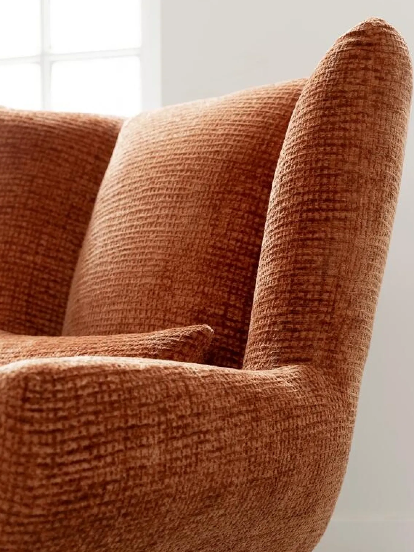 Must Living Fauteuil Astro Glamour Cinnamon