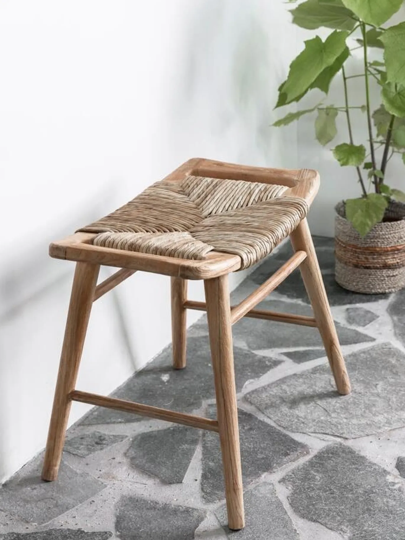 Must Living Kruk Rex Naturel Recycled Teakhout met Bananenschors