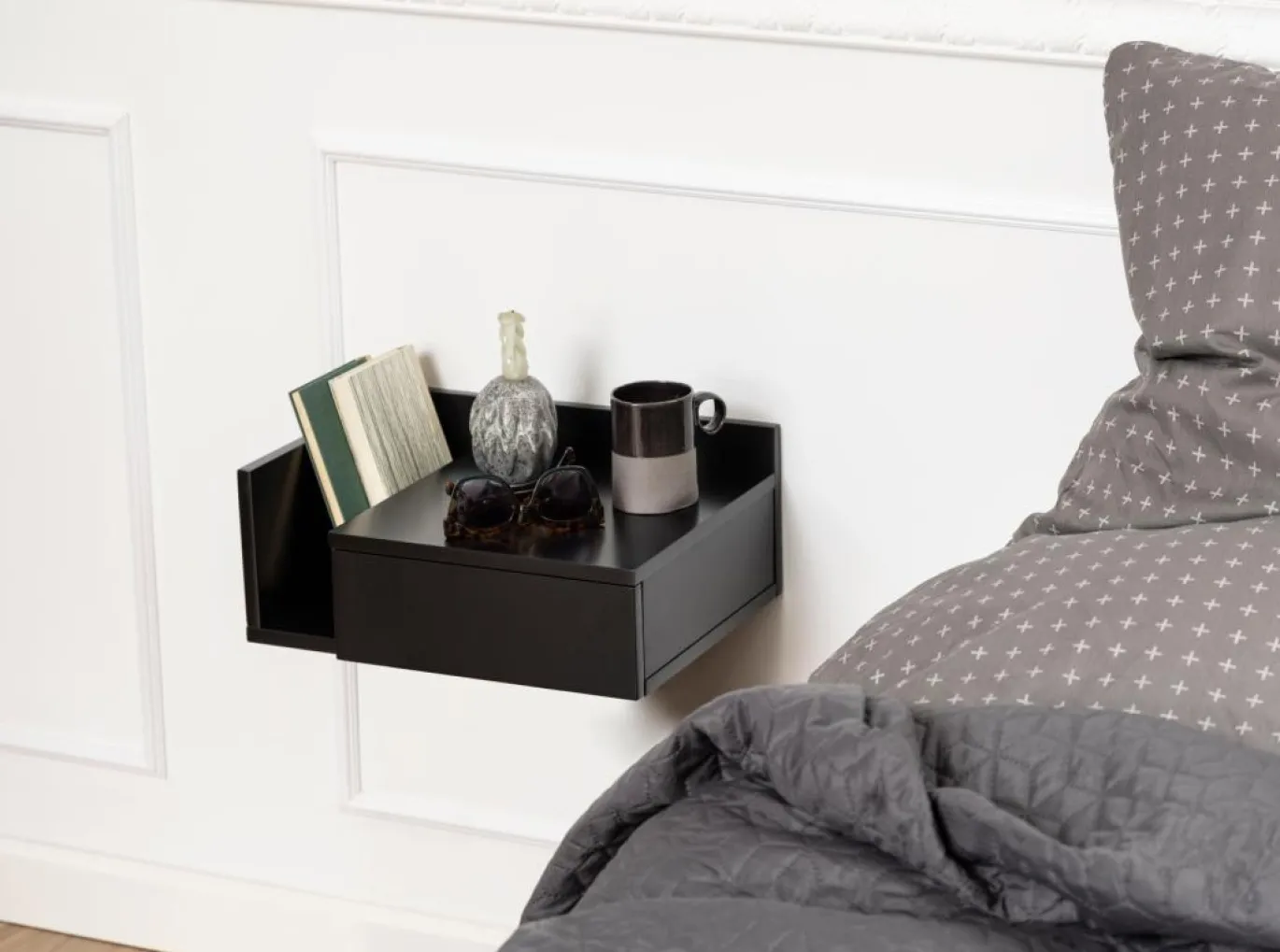 Nachtkastje Nyro Zwart 40cm - Giga Living