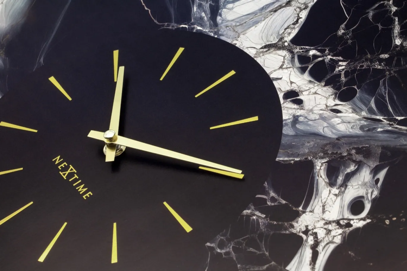 NeXtime Wandklok Marble Duo Goud/Zwart Ø48cm