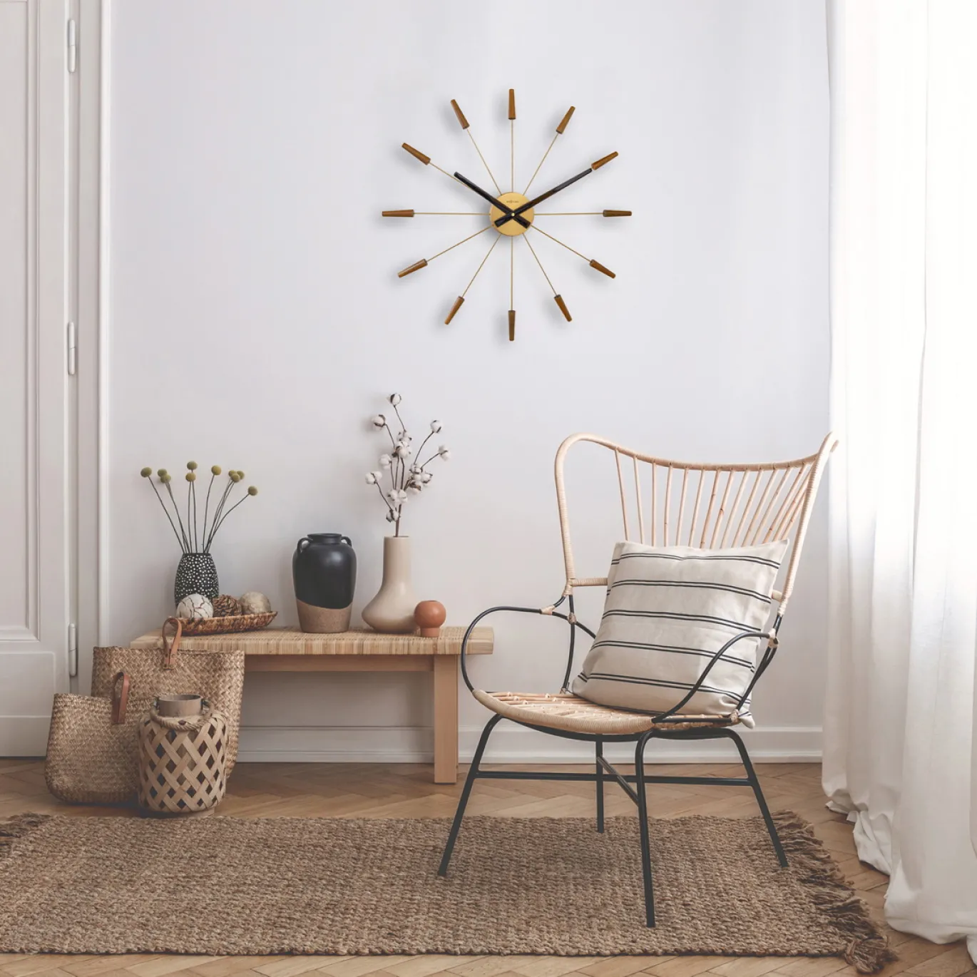 NeXtime Wandklok Plug Inn Walnoot/Goud Ø58cm
