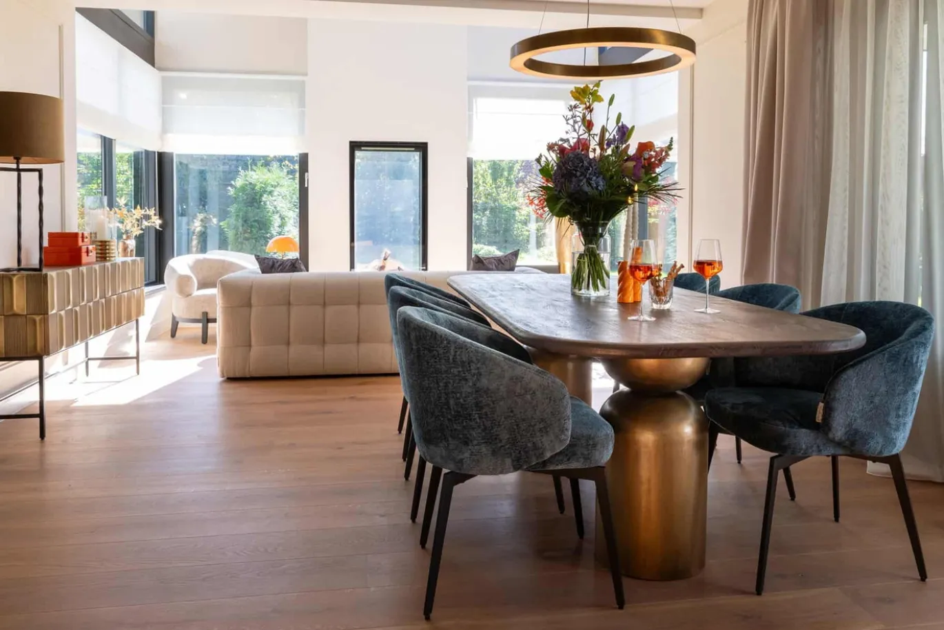 Richmond Eettafel Cavo Acaciahout Bruin 230cm