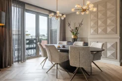 Richmond Eettafel Luxor Ovaal 235cm Bruin