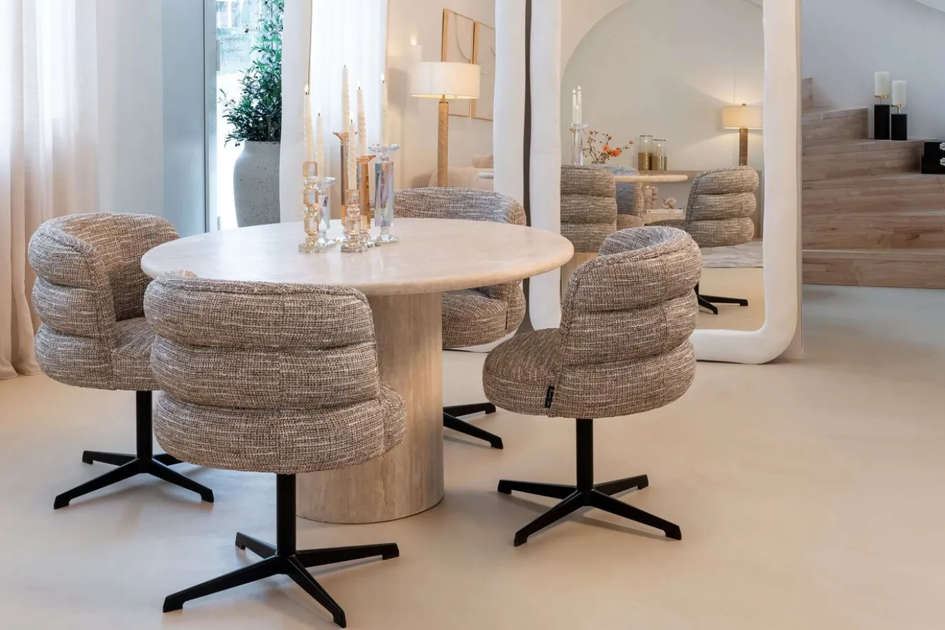 Richmond Eettafel Renaissance Beige Travertin Ø130cm