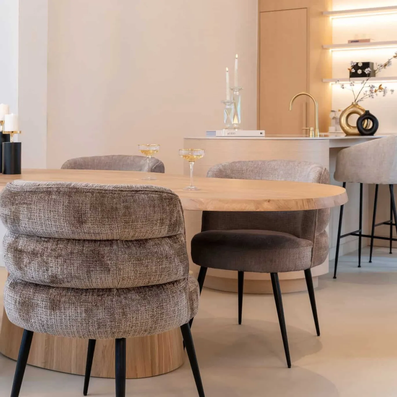 Richmond Eettafel Riva Eikenhout Naturel Organisch 230cm
