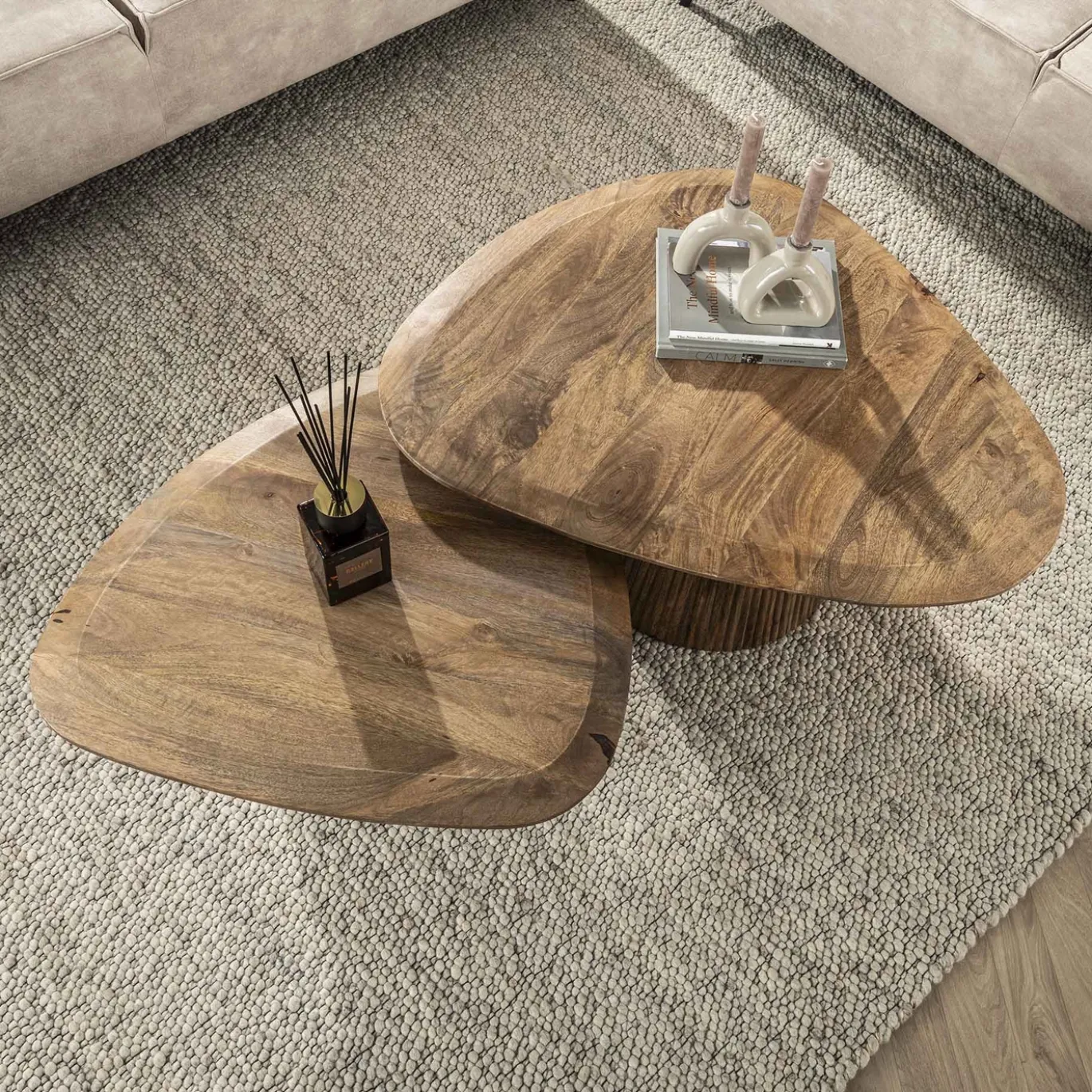 Salontafel Wave Driehoek Mangohout Set van 2 - Giga Meubel