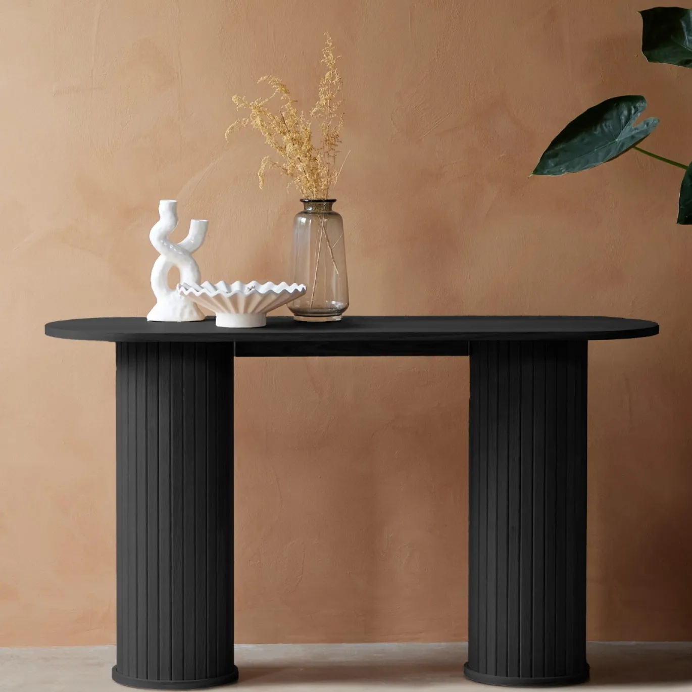Sidetable Nola Zwart 130cm - Giga Living