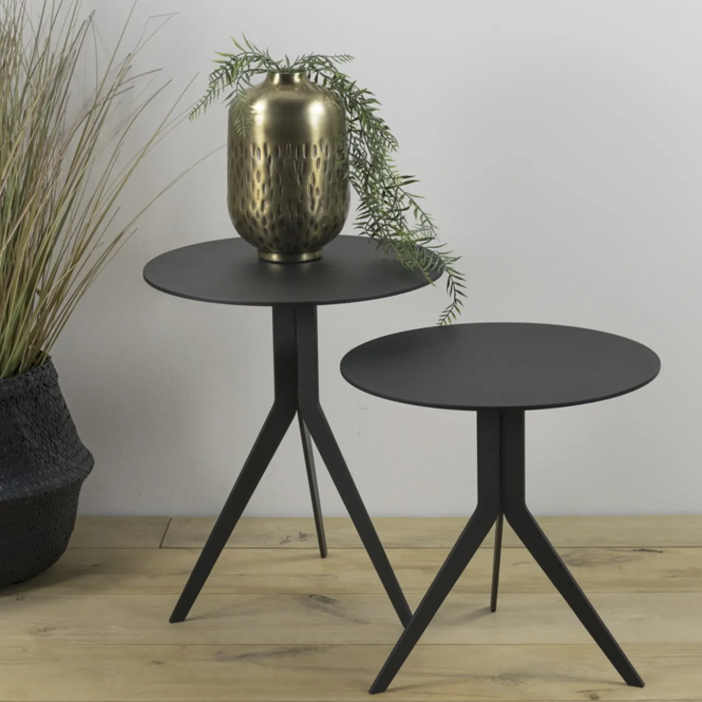 Spinder Design Bijzettafel Daley Low Zwart Ø40cm