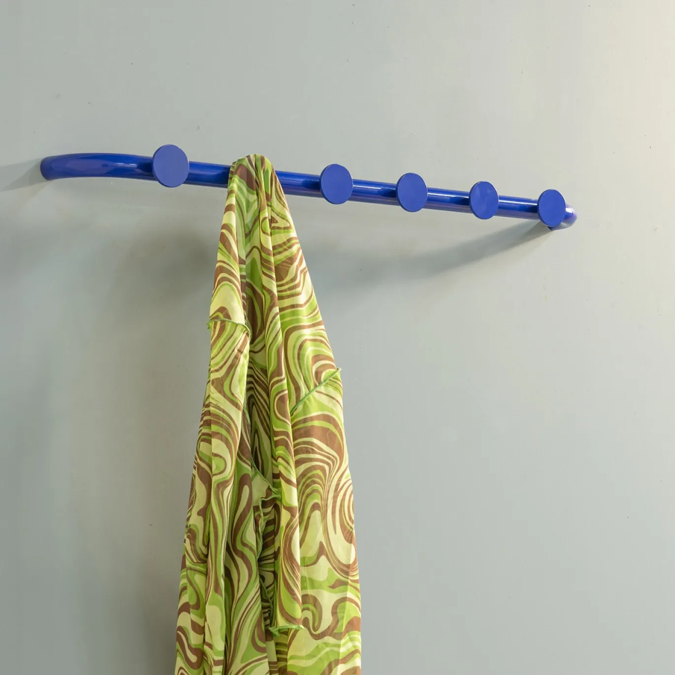 Spinder Design Wandkapstok Retro 6 Ultramarine