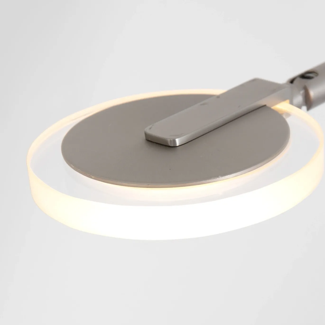 Steinhauer Vloerlamp Turound Knik Arm Grijs