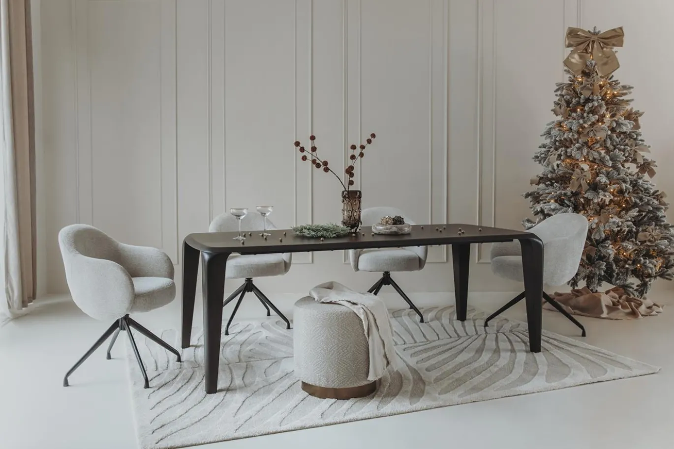 Tower Living Eetkamertafel Ronta 220cm