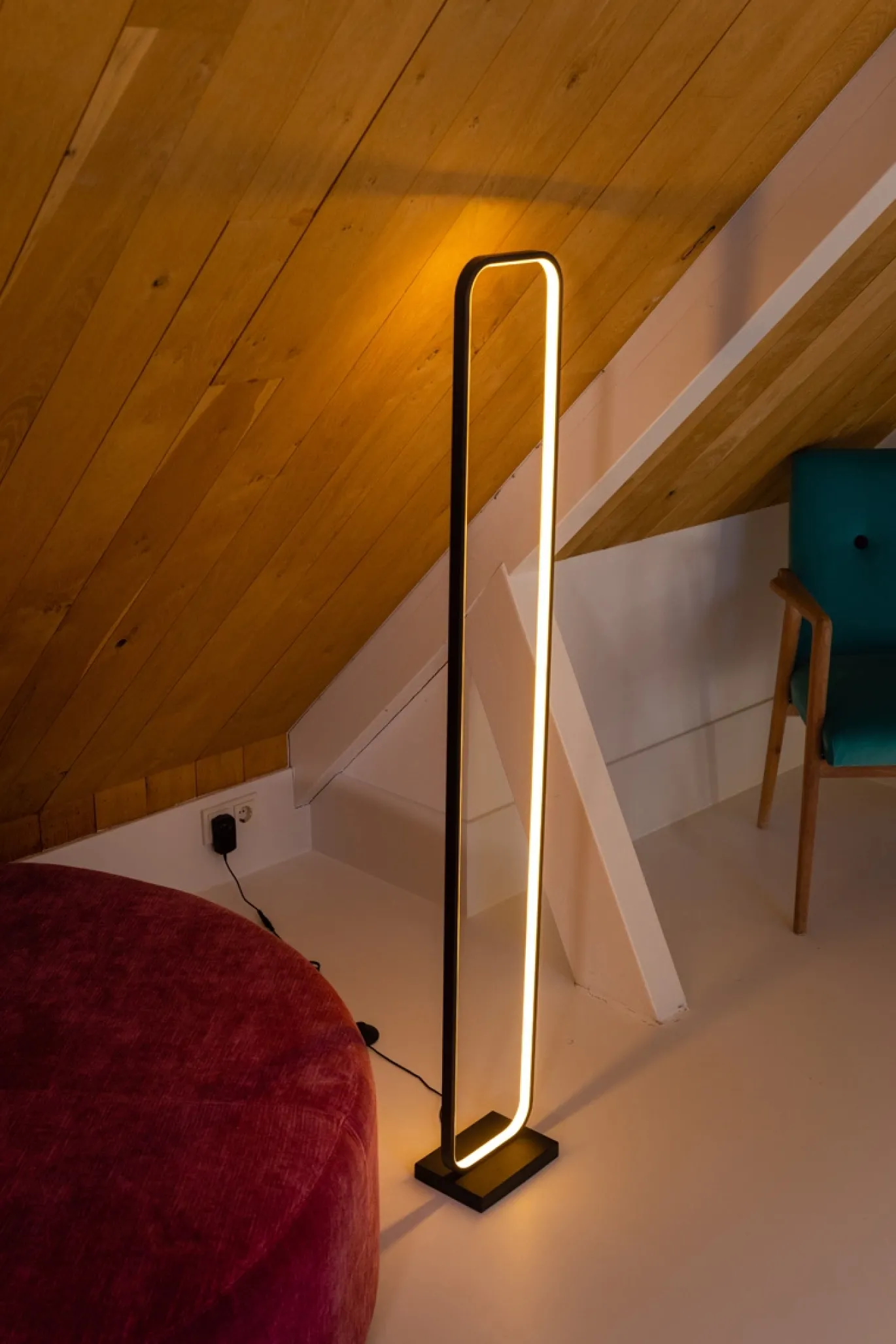 Vloerlamp Avenue LED Zwart - Giga Meubel