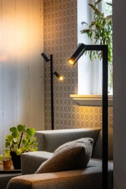 Vloerlamp Miller Zwart 1-Lichts - Giga Meubel