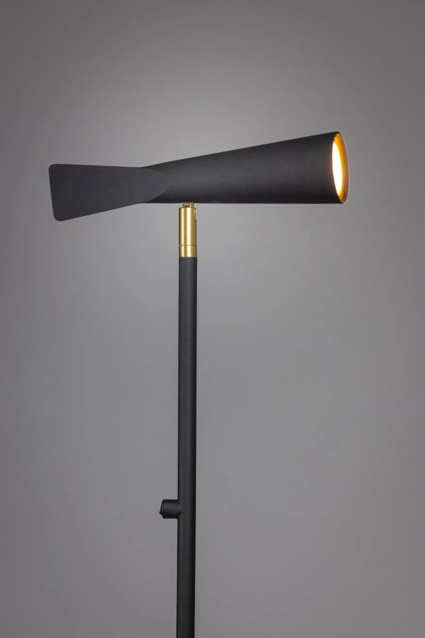 Vloerlamp Pisa Metaal Zwart - Giga Meubel