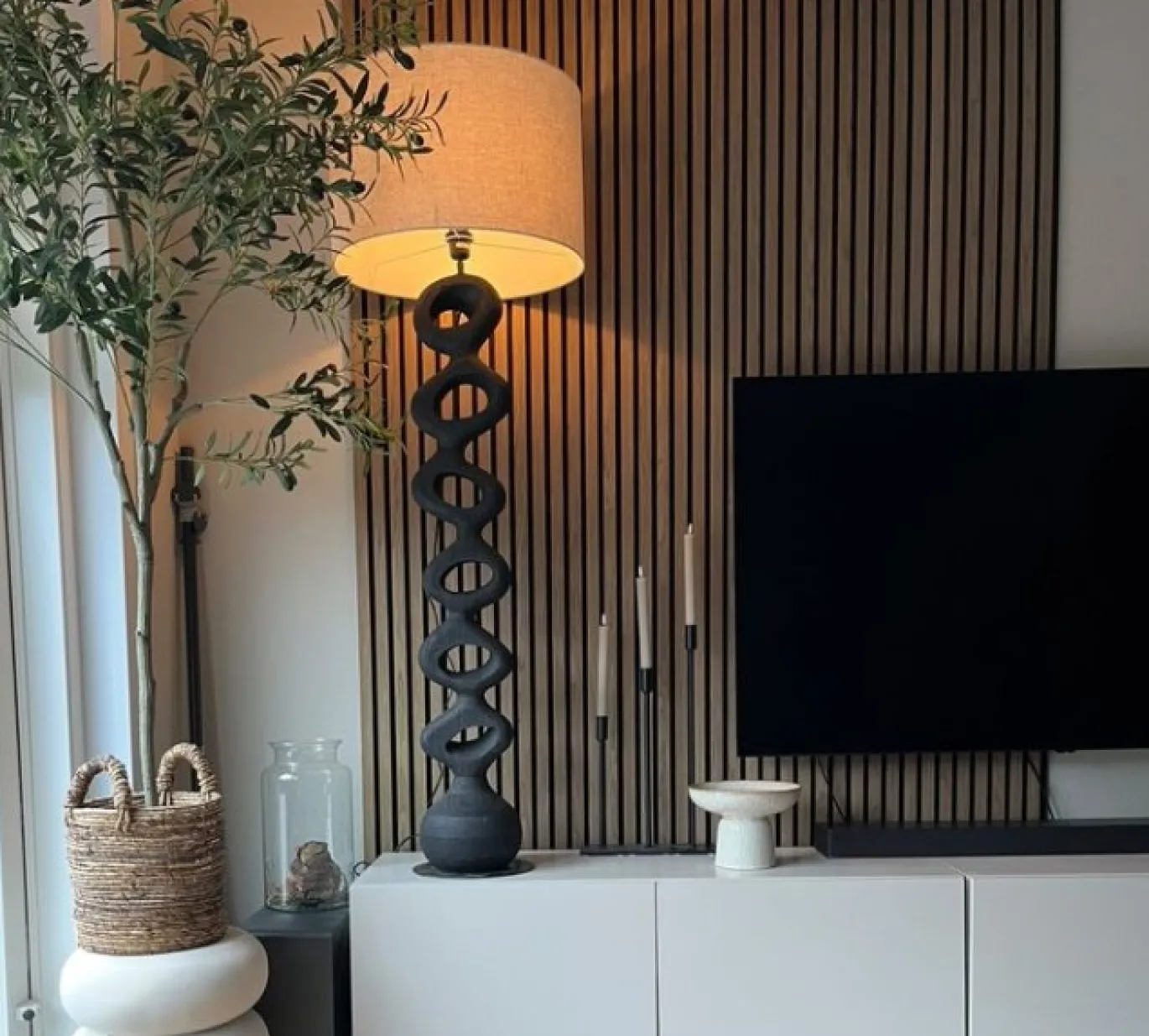 Vloerlamp Savio Zwart 155cm - Giga Meubel
