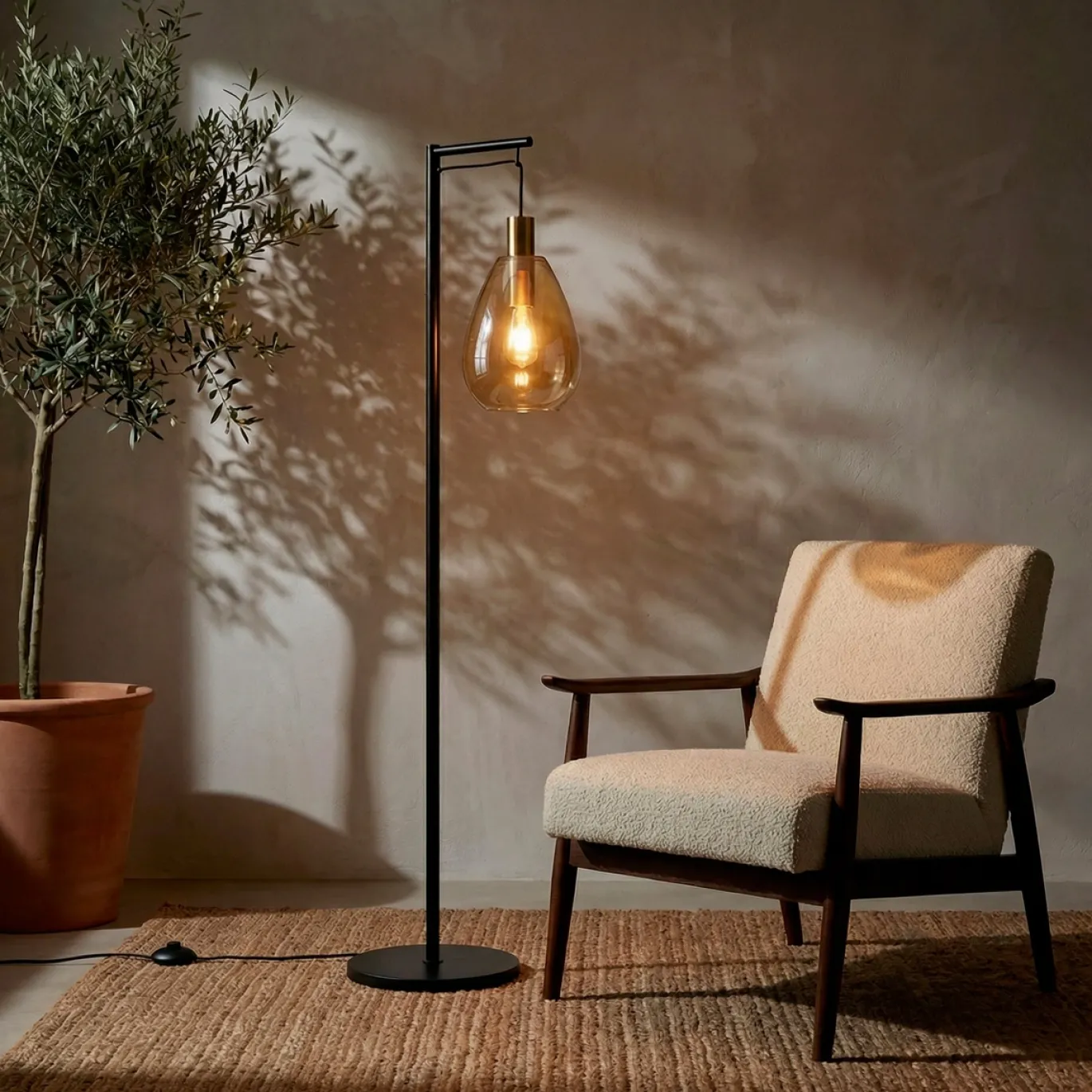 Vloerlamp Tanita 1-Lichts Amber Glas - Giga Meubel
