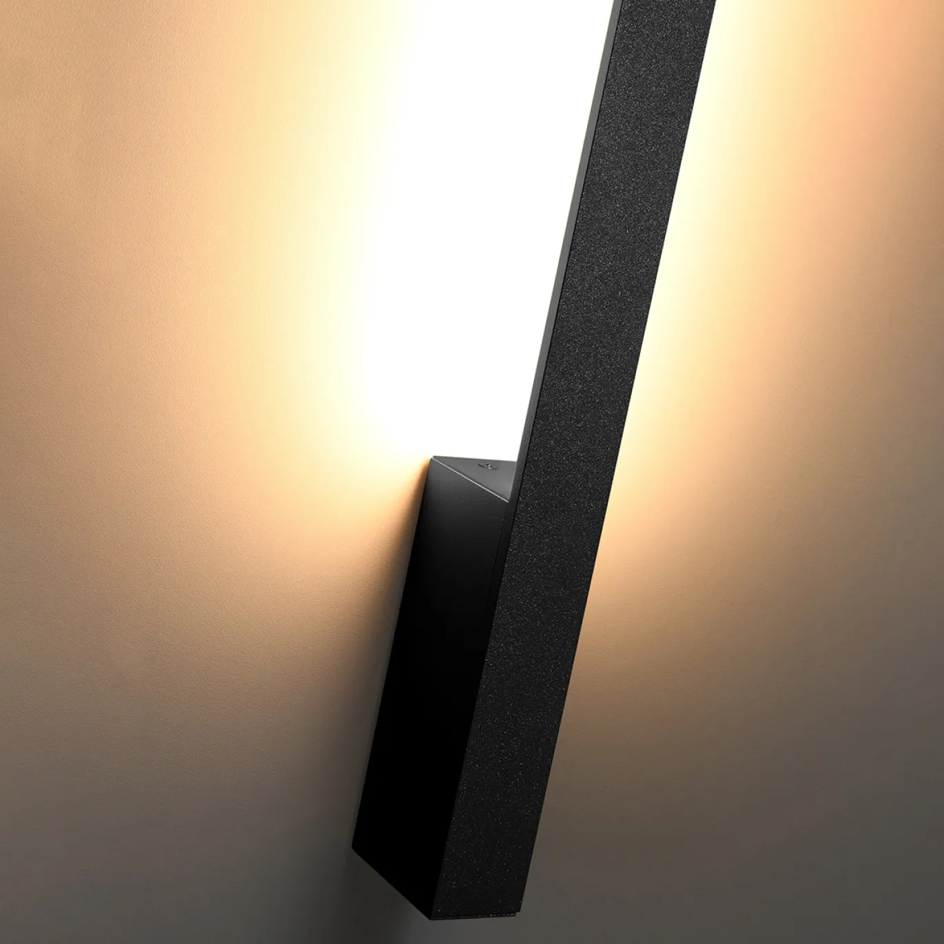 Wandlamp Lahti M Zwart 3000K - Giga Meubel