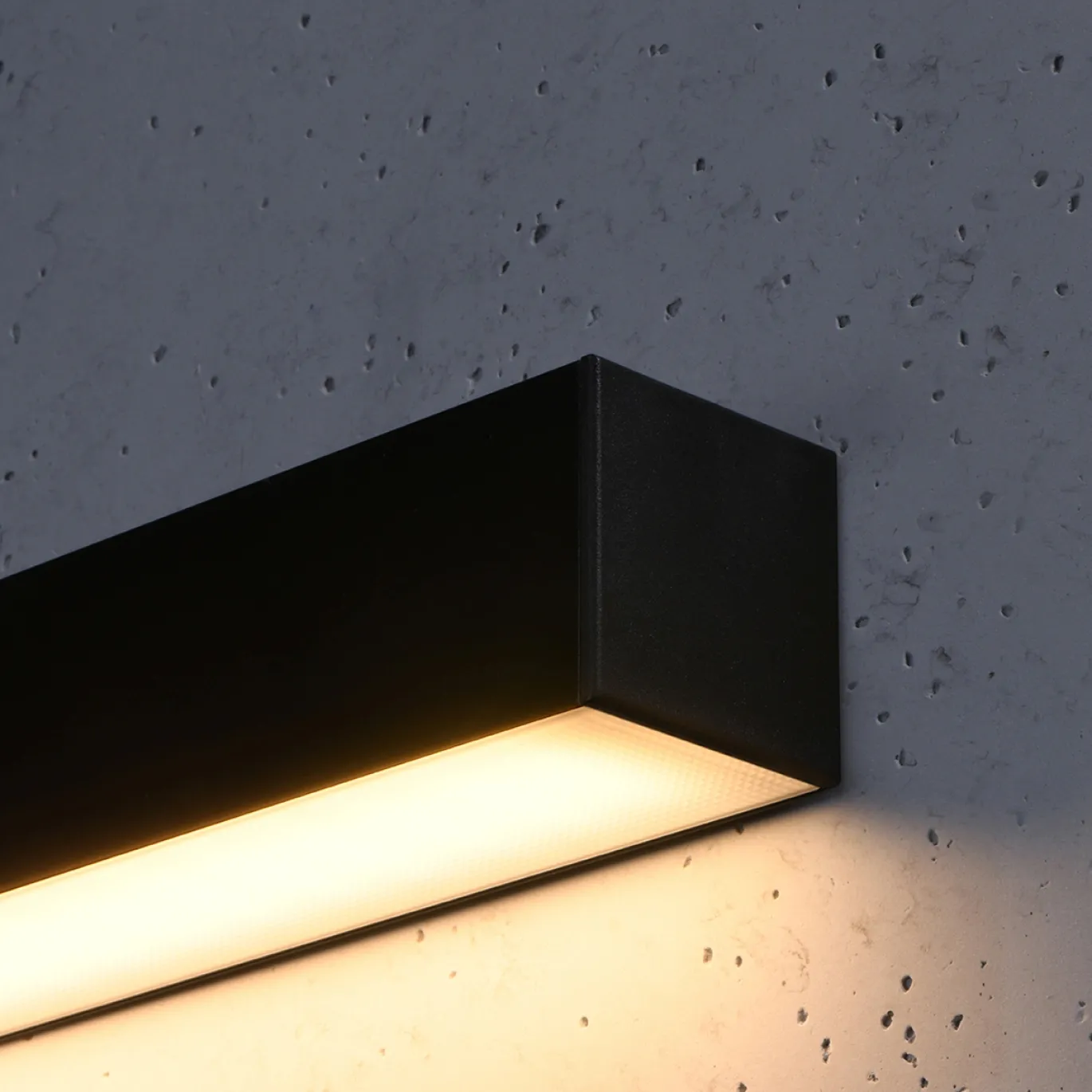 Wandlamp Pinne Zwart 3000K 90cm - Giga Meubel
