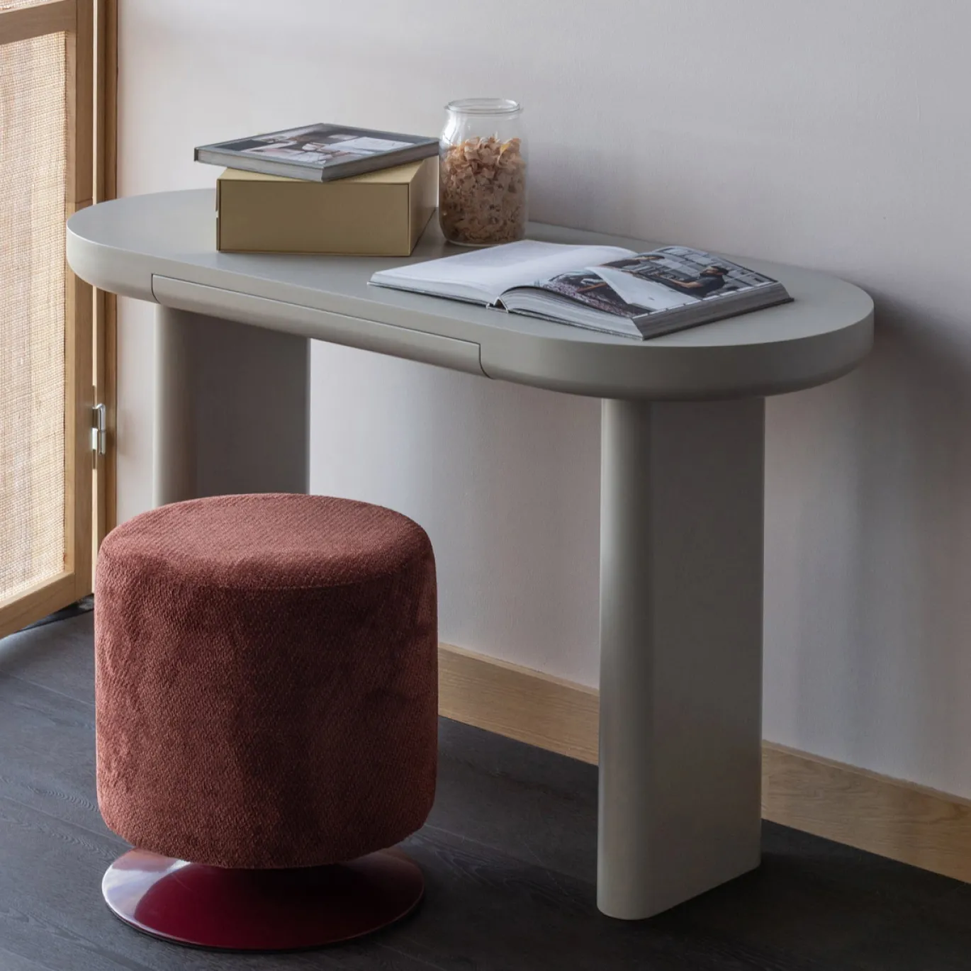 Woood Bureau/sidetable Mael Fineer Dust