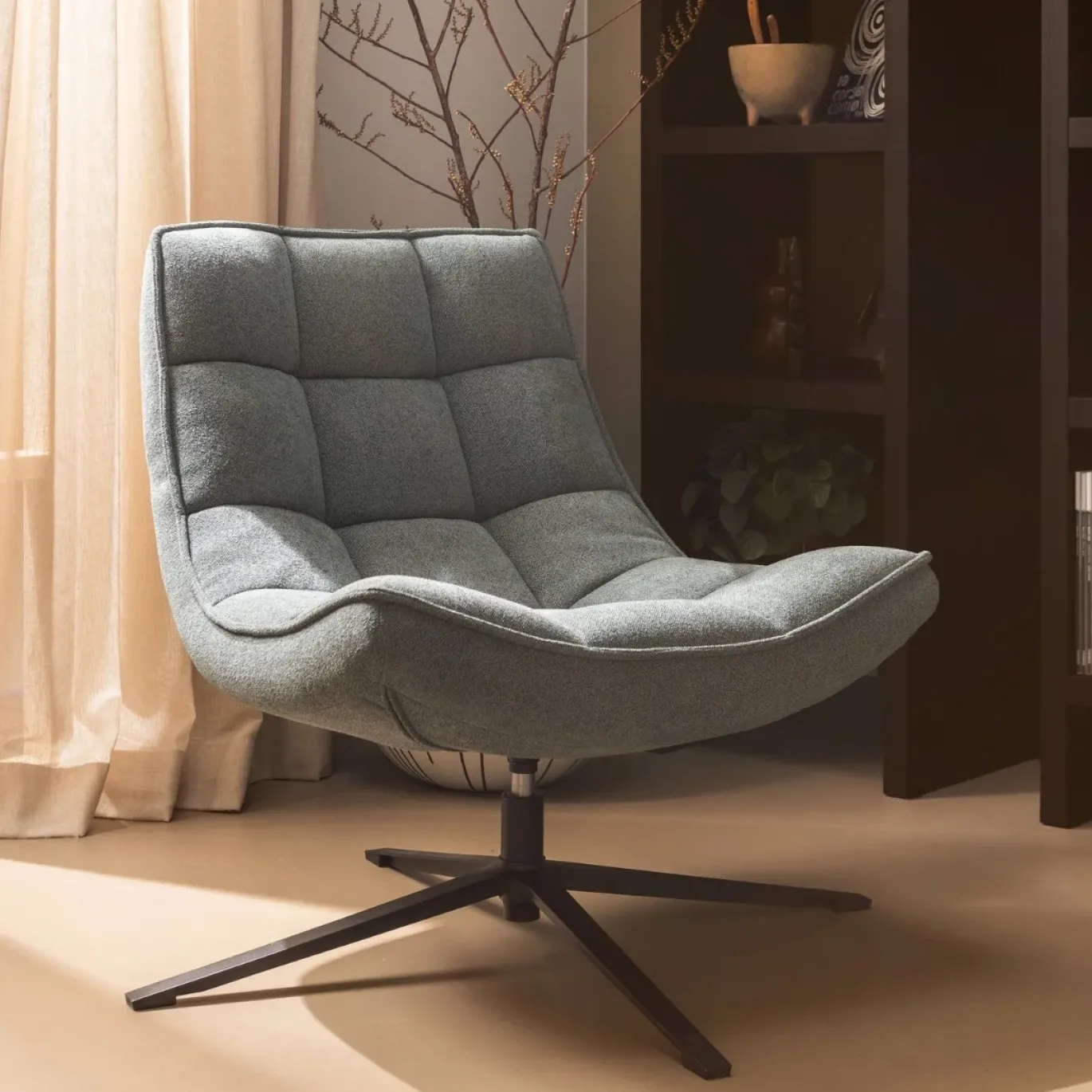 Woood Draaifauteuil Maudi Blauw