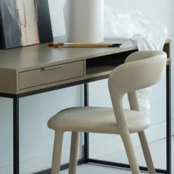 Woood Eetkamerstoel Noble Leerlook Beige