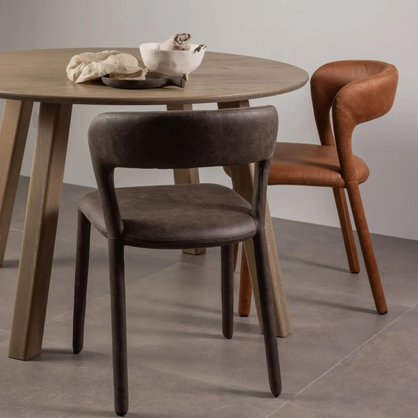 Woood Eetkamerstoel Noble Leerlook Cognac