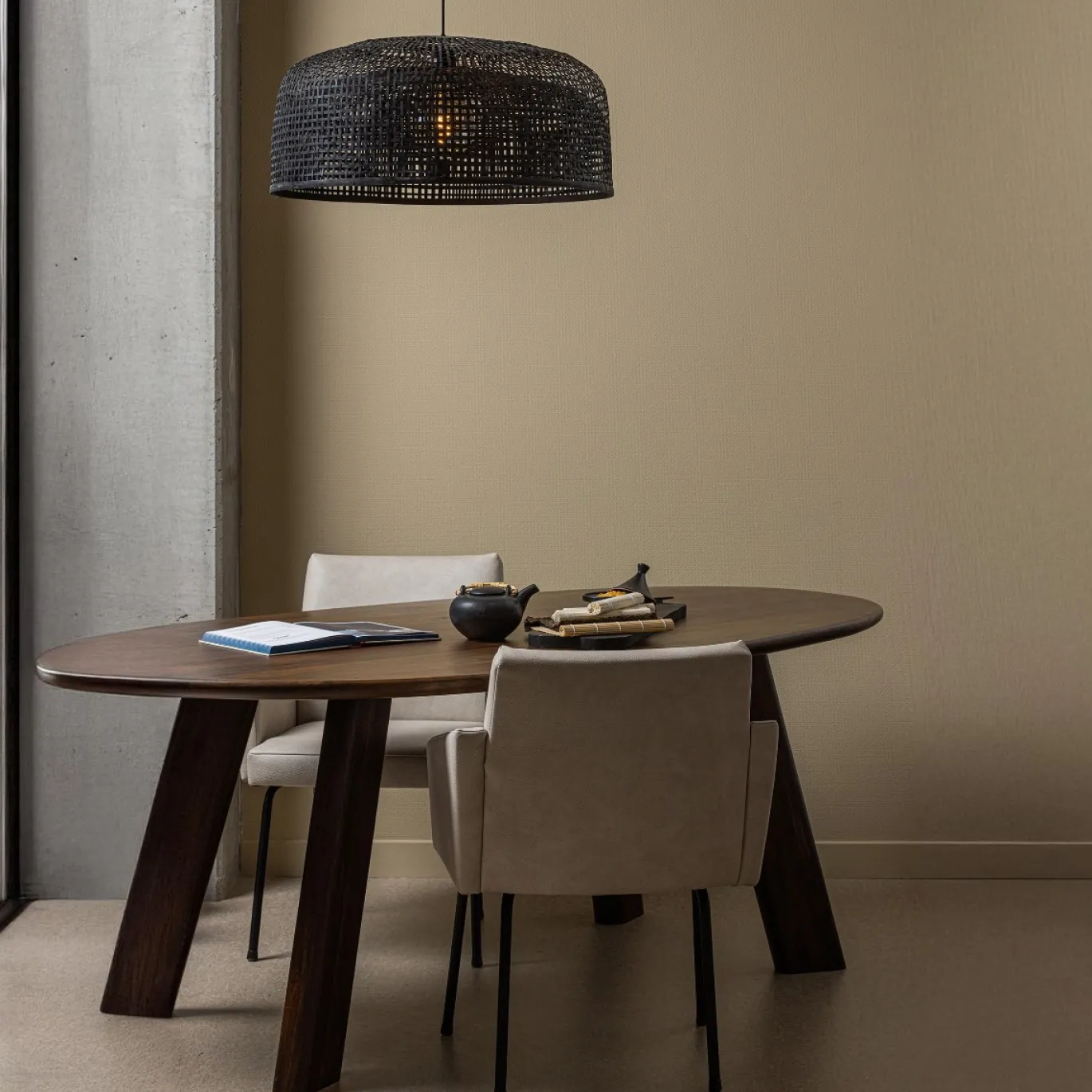Woood Eettafel Roundly Mangohout Walnoot 200cm