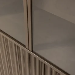 Woood Lage Vitrinekast Nova Grenen Truffel Bruin