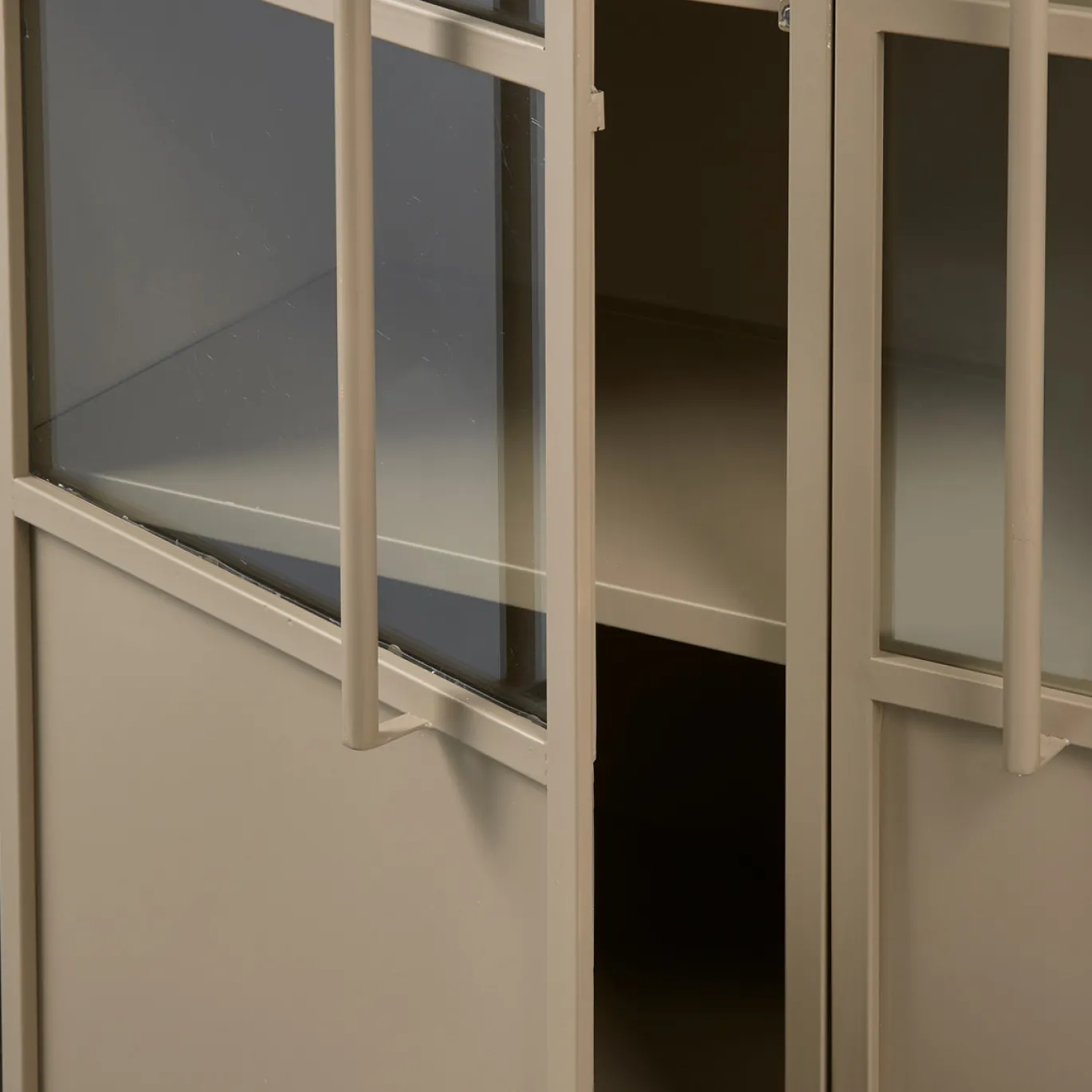 Woood Vitrinekast Exhibit Metaal Khaki 2-Deurs