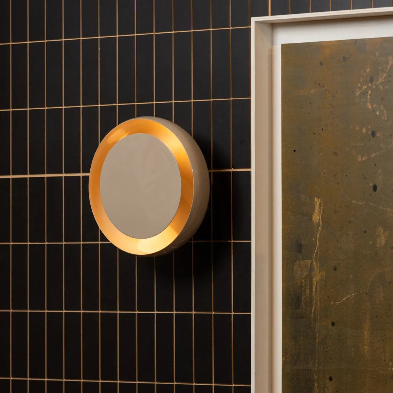 Woood Wandlamp Gloomy Rond Metaal Zand
